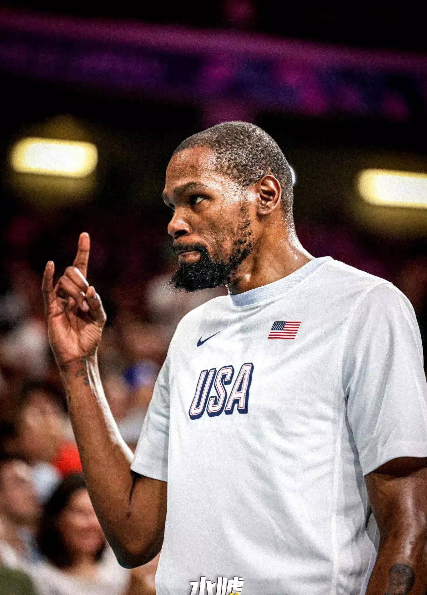 阿德耶米：非法武器是未拆封的盲盒物品，我保证今后不再犯（阿德耶米：涉非法武器为未拆封盲盒物品，承诺今后不再犯）