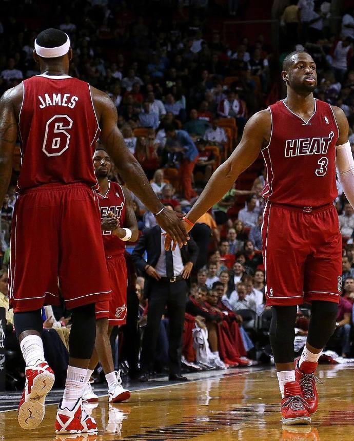 布翁焦尔诺谈主场欧冠首秀：听见欧冠主题曲时我感到无比激动（布翁焦尔诺：主场欧冠处子秀，听到主题曲令我热血沸腾）