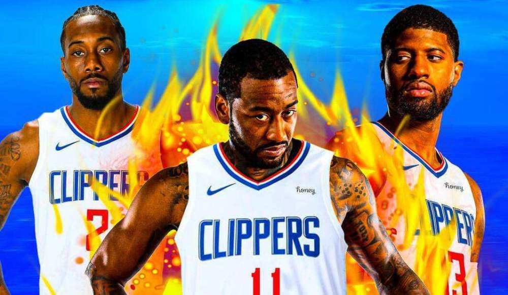 齐达内、贝克汉姆、大罗对线罗纳尔迪尼奥，梅西当时有多大？（当齐达内、贝克汉姆和大罗与罗纳尔迪尼奥争锋时，梅西几岁？）